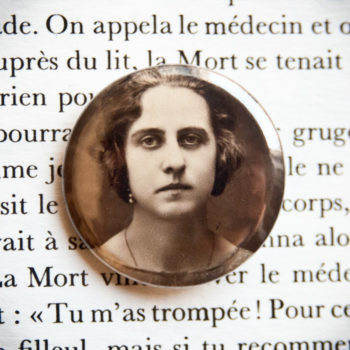 Badge vintage Rose Chouteau