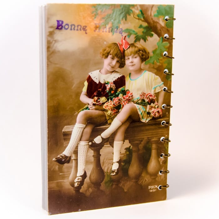 Carnet Jeunes Filles vintage dos