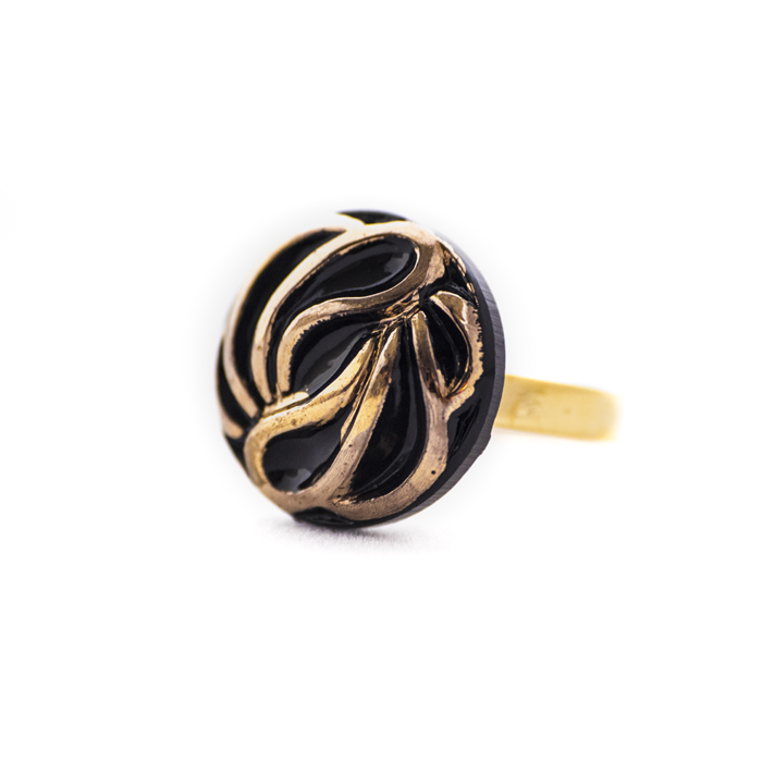 Assuna – Petite bague Andrée dorée – Bague bouton ancien d’inspiration vintage