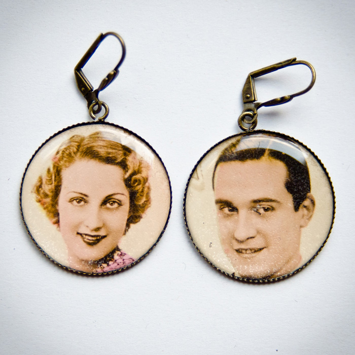 Postcard studs earrings Couple