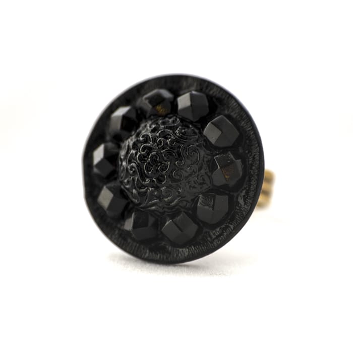 Bague Sybille noir – bouton ancien