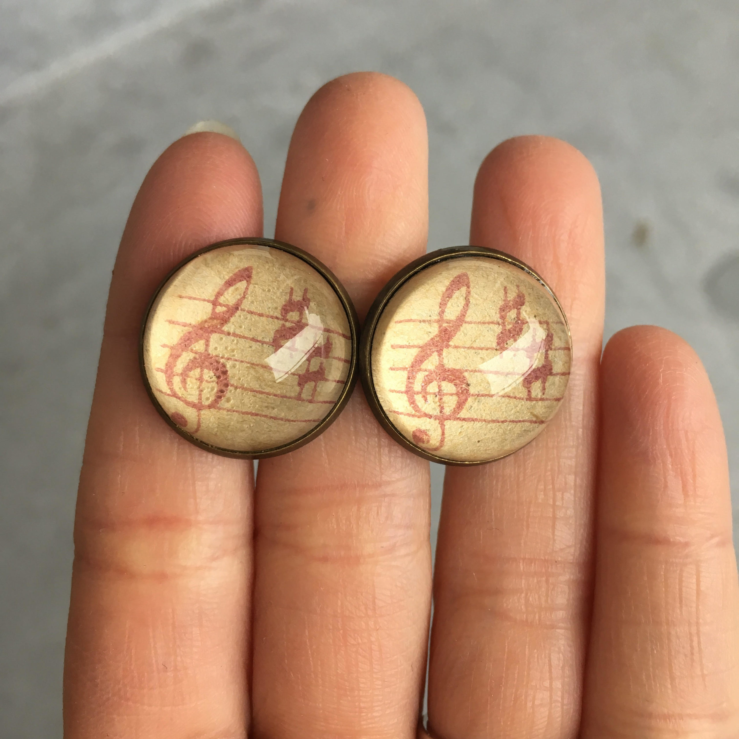 [Reserved] Cufflinks with music notes