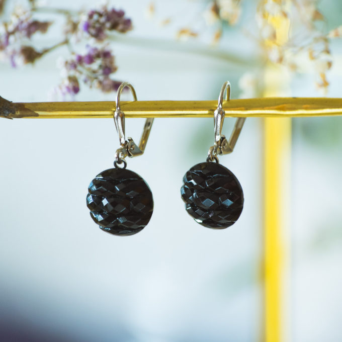 Boucles d'oreilles dormeuses bouton ancien Noir argent inspiration vintage