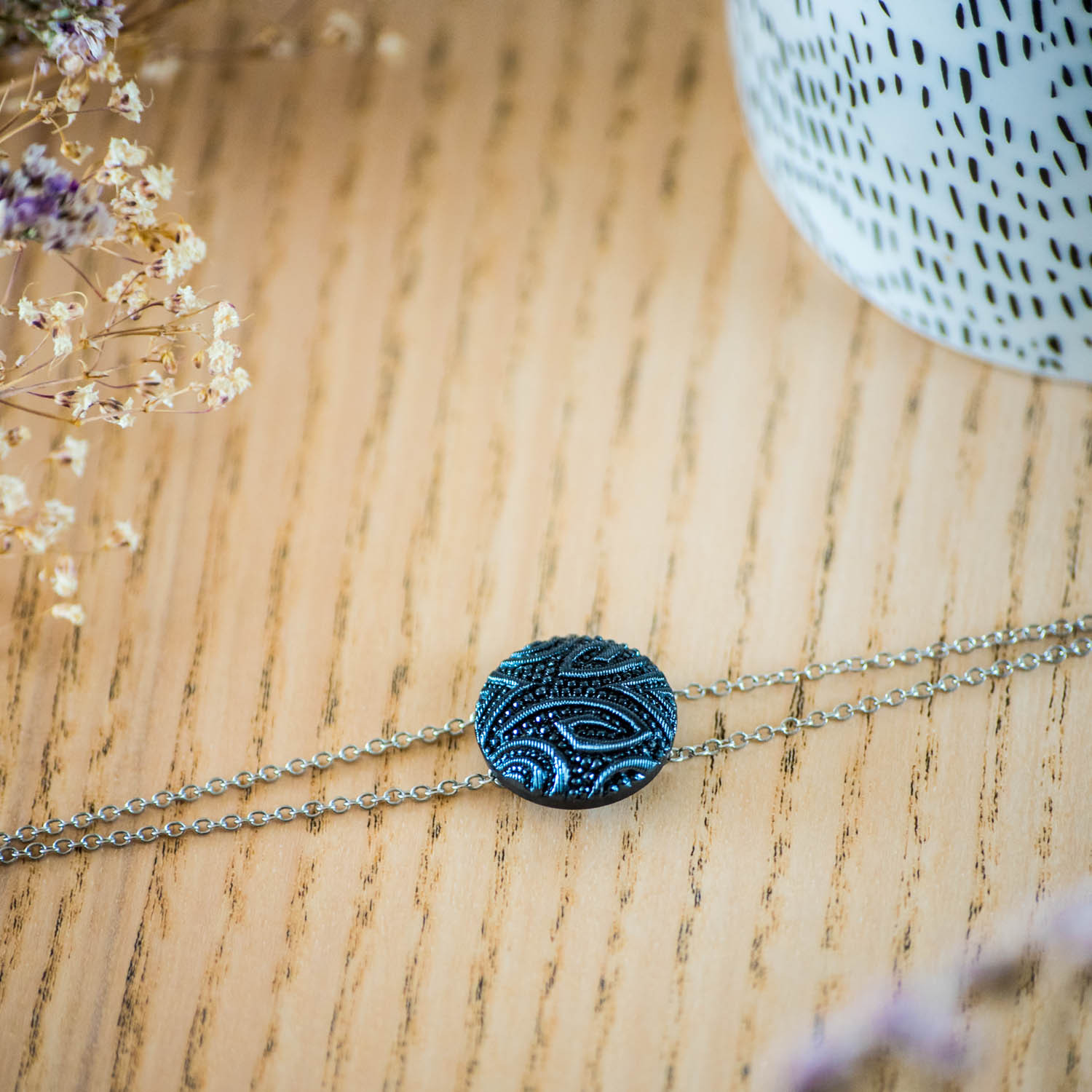Assuna – Bracelet double chaîne Garance bleu – inspiration vintage