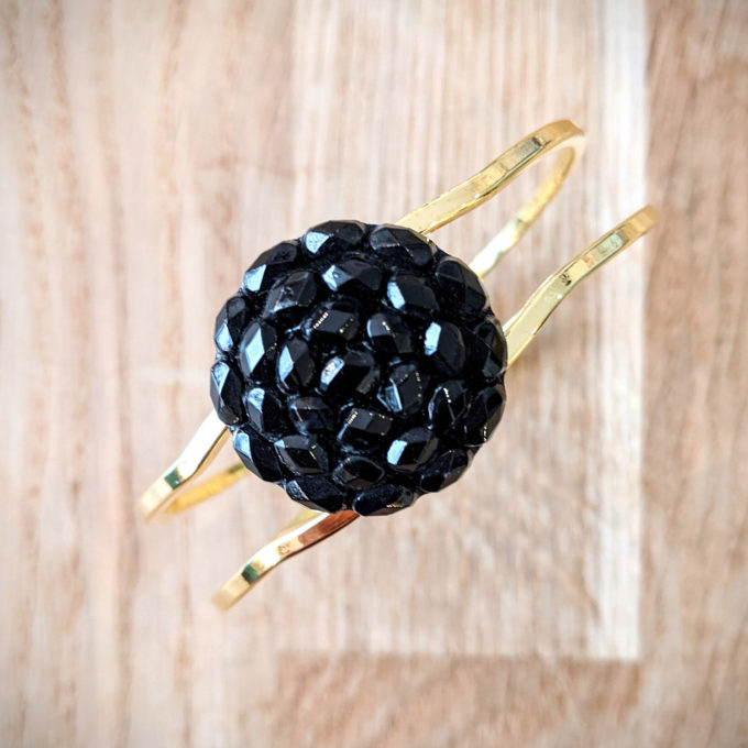 Bracelet vintage Gilberte noir et or - dessus