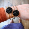 Bracelet vintage Gilberte noir et or - look