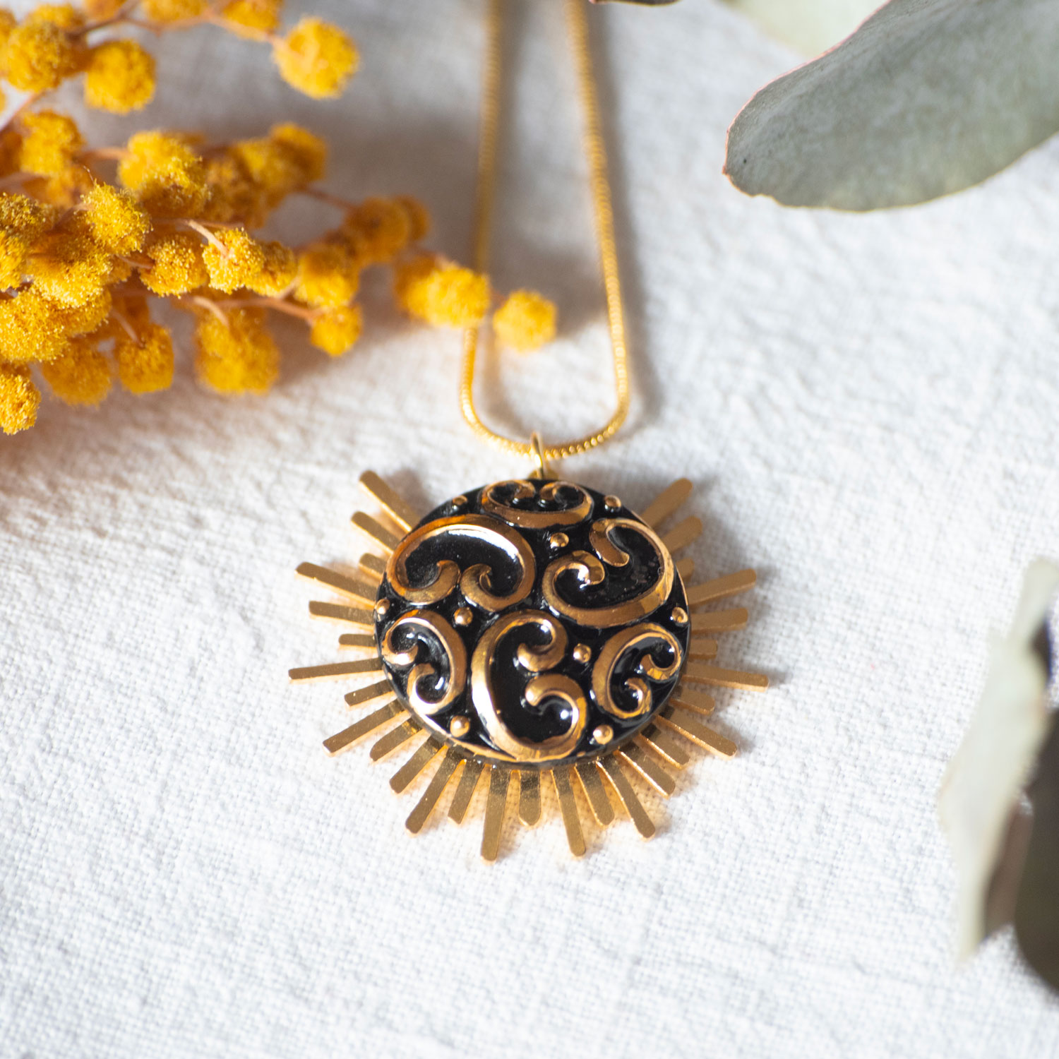 Assuna – Collier Solare Thelma – collier vintage bouton ancien des années 1920