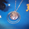 Assuna - Collier Lunare Eugénie rose - bouton ancien 1940 - collier d'inspiration vintage en forme de croissant de lune