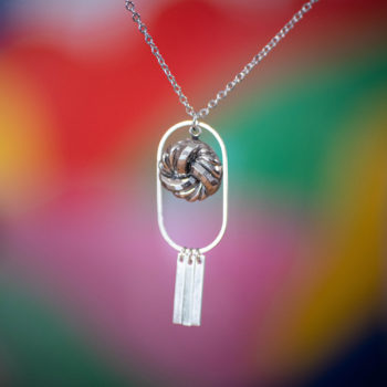 Assuna Medusa Obélia collier Paula argent - bijou vintage bouton ancien rétro collier ajouré collier léger bijou unique